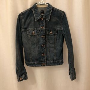 Vintage Gap denim jacket. Size small. EUC